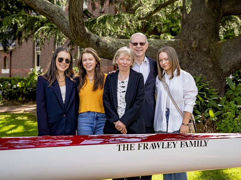 Frawley-Family-Boat_34_Frawley-Family_800x600 | Genazzano